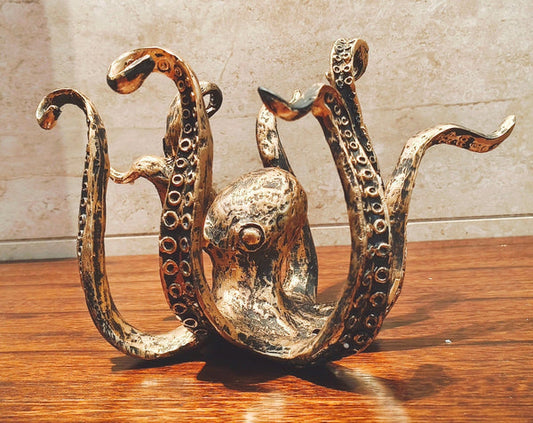 Retro Resin Octopus Desktop Statue